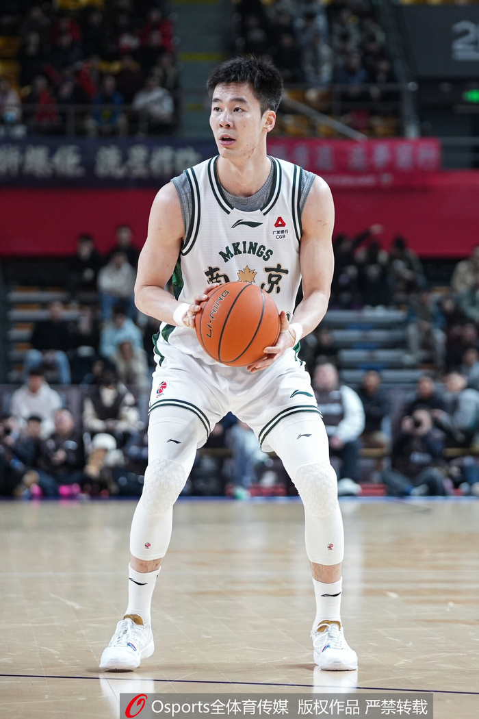 AYX SPORTS-包含皇家马德里今晨止住颓势;志在CBA常规赛名次提升;压力陡增;阵容厚度经受考验的词条